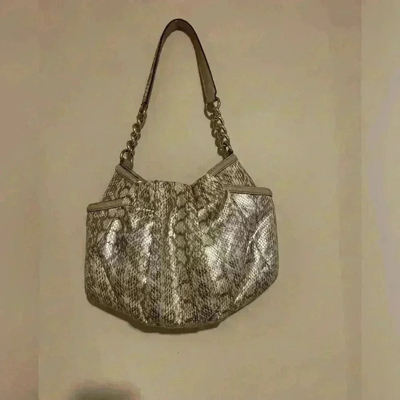 Simply vera wang  purse - Picture 2 of 5